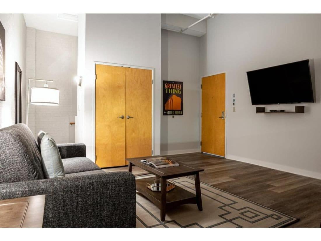 Modern Apartment Close To Everything Cozysuites Indianapolis Zewnętrze zdjęcie